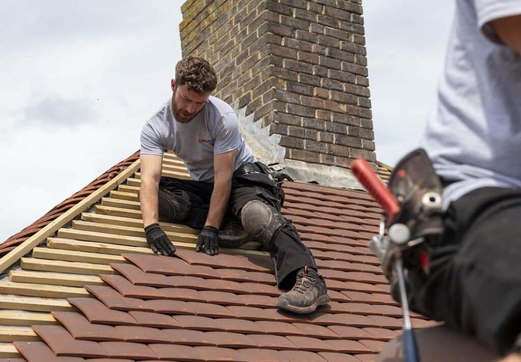 Essential Roof Repair Tips: A Complete Guide